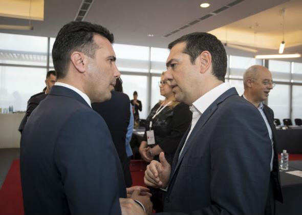 Η συμφωνία τερματίζει μια πολύχρονη διαμάχη χωρίς νικητές και ηττημένους