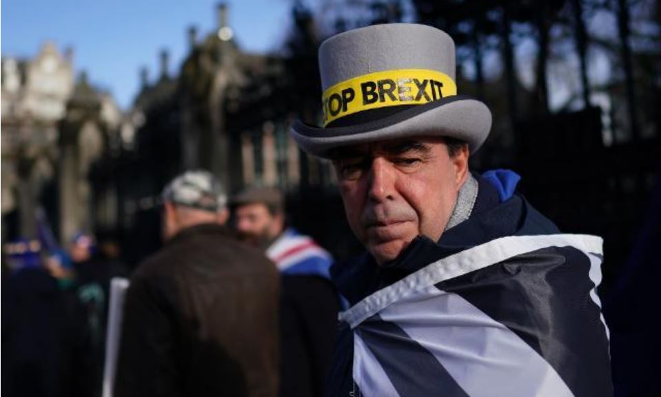 Ελεγεία για τη (μεγάλη) Βρετανία