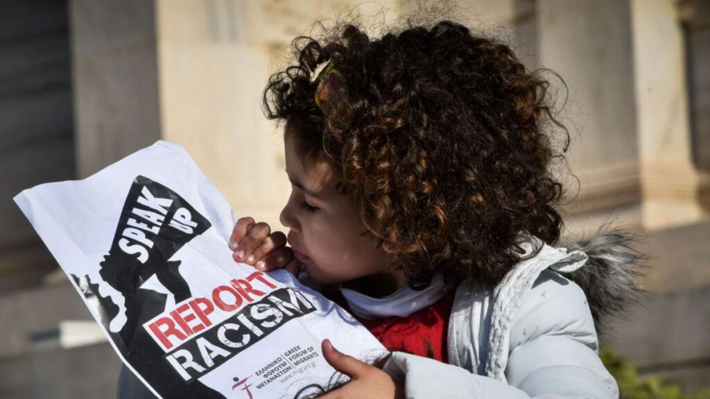 Μιά κριτική ιστορία των ανθρωπίνων δικαιωμάτων