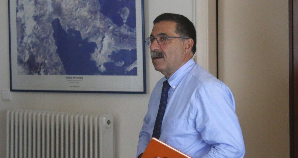 Αλλαγή καθεστώτος (2)