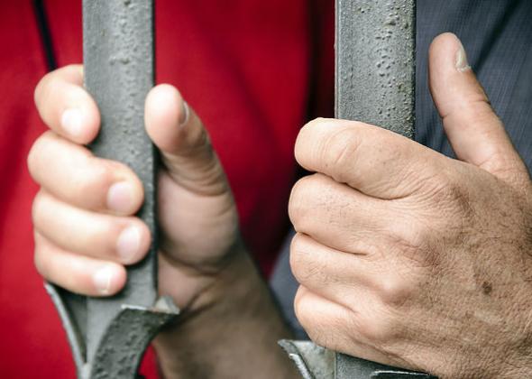 Νόμος και βία (2)