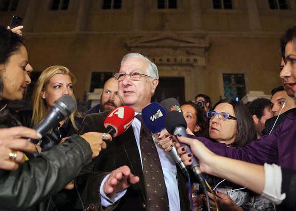 Πολιτικοί, φιλόσοφοι και δικαστές